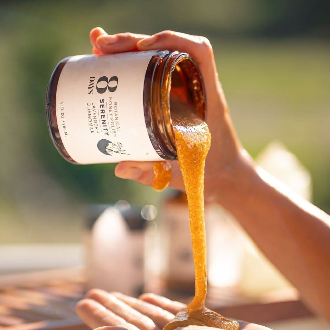 8 Days Botanical Honey Polish Luxurious, Skin-Softening Exfoliator (266ml)