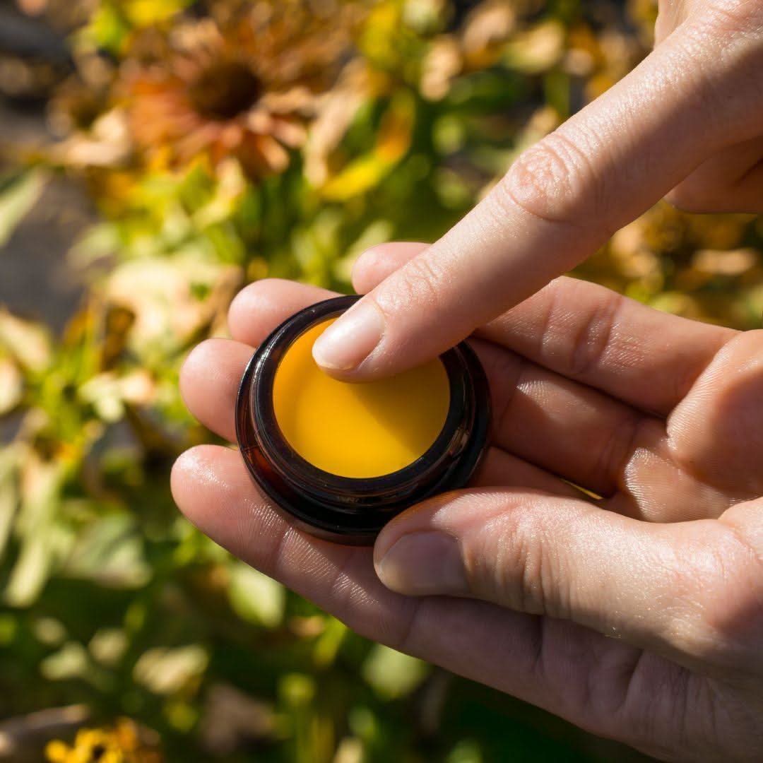 8 Days Organic Lip Butter Calendula & Rose Petal (8ml)