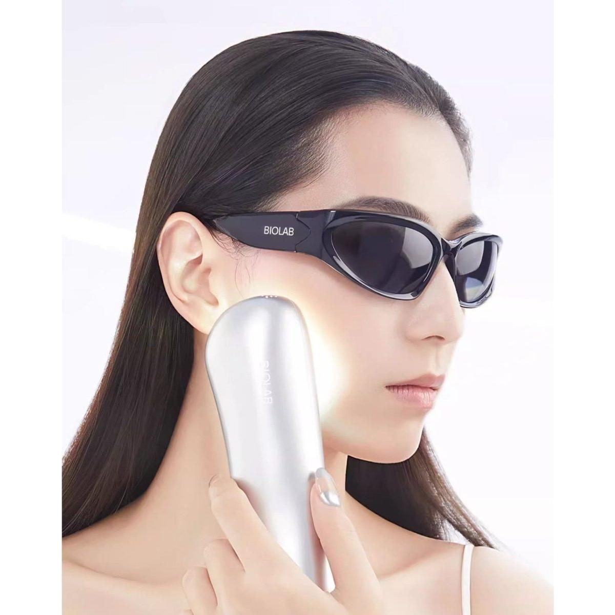 BIOLAB Whitening & Lightening Beauty Device | Advanced Skin Brightening & Collagen Boosting