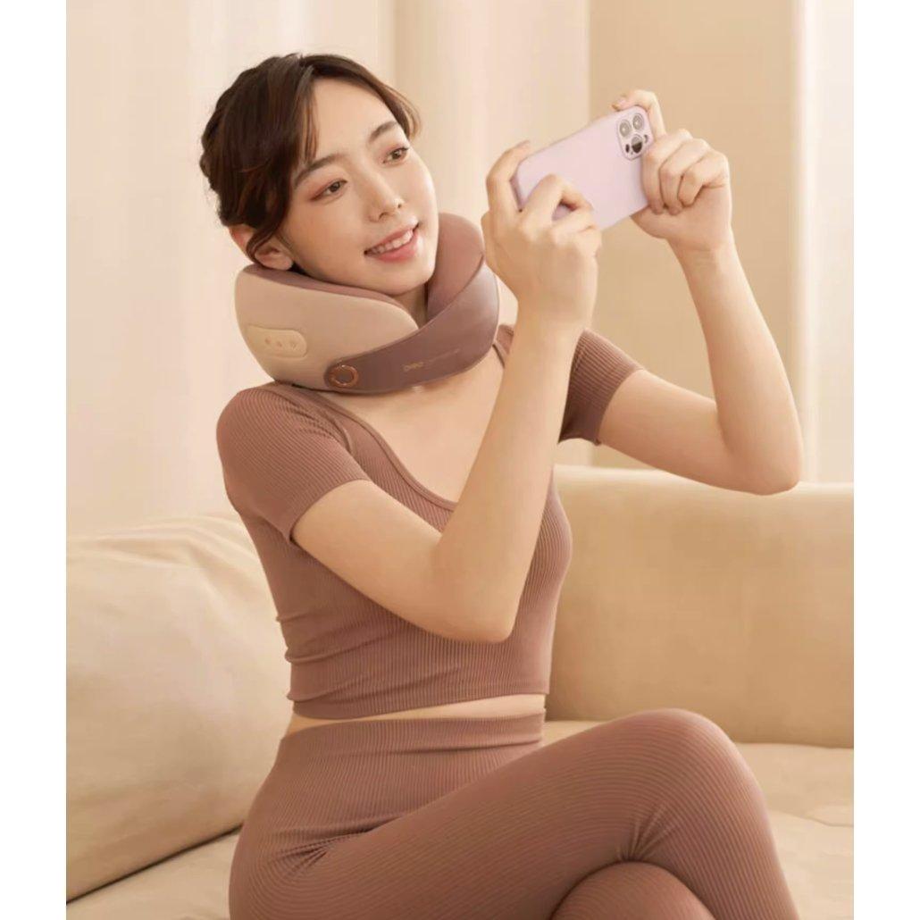 BREO C2 Neck Massager 360° Deep Tissue Massage &Heat Therapy | Cordless Neck Relief for Daily Use