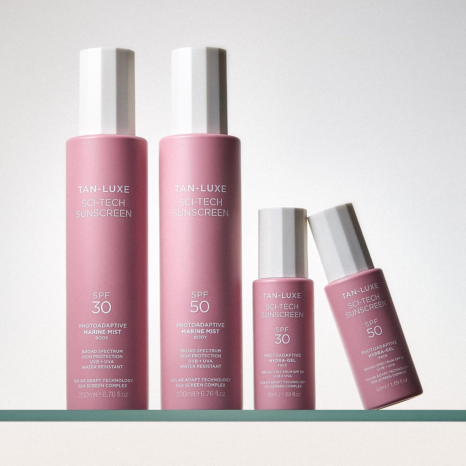 TAN-LUXE Sci-Tech Sunscreen SPF30 Photoadaptive Hydra-Gel – 50ml | Invisible Broad Spectrum UV Protection + Hydration