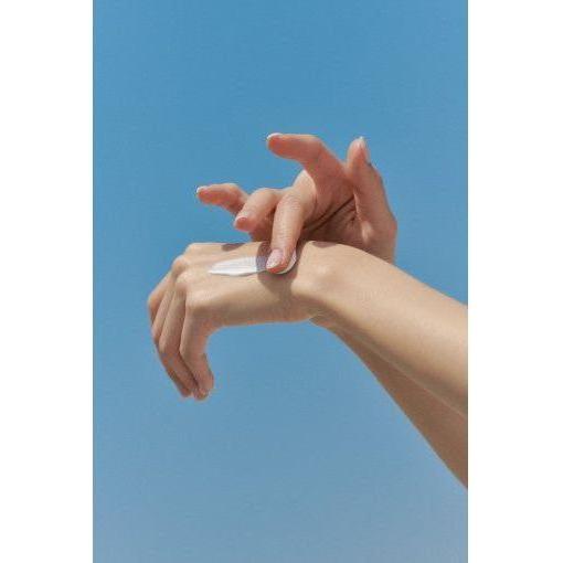 celimax Oil Control Light Sunscreen SPF50+ PA++++ 40ml Broad-Spectrum Protection & Sebum Control for Oily & Sensitive Skin