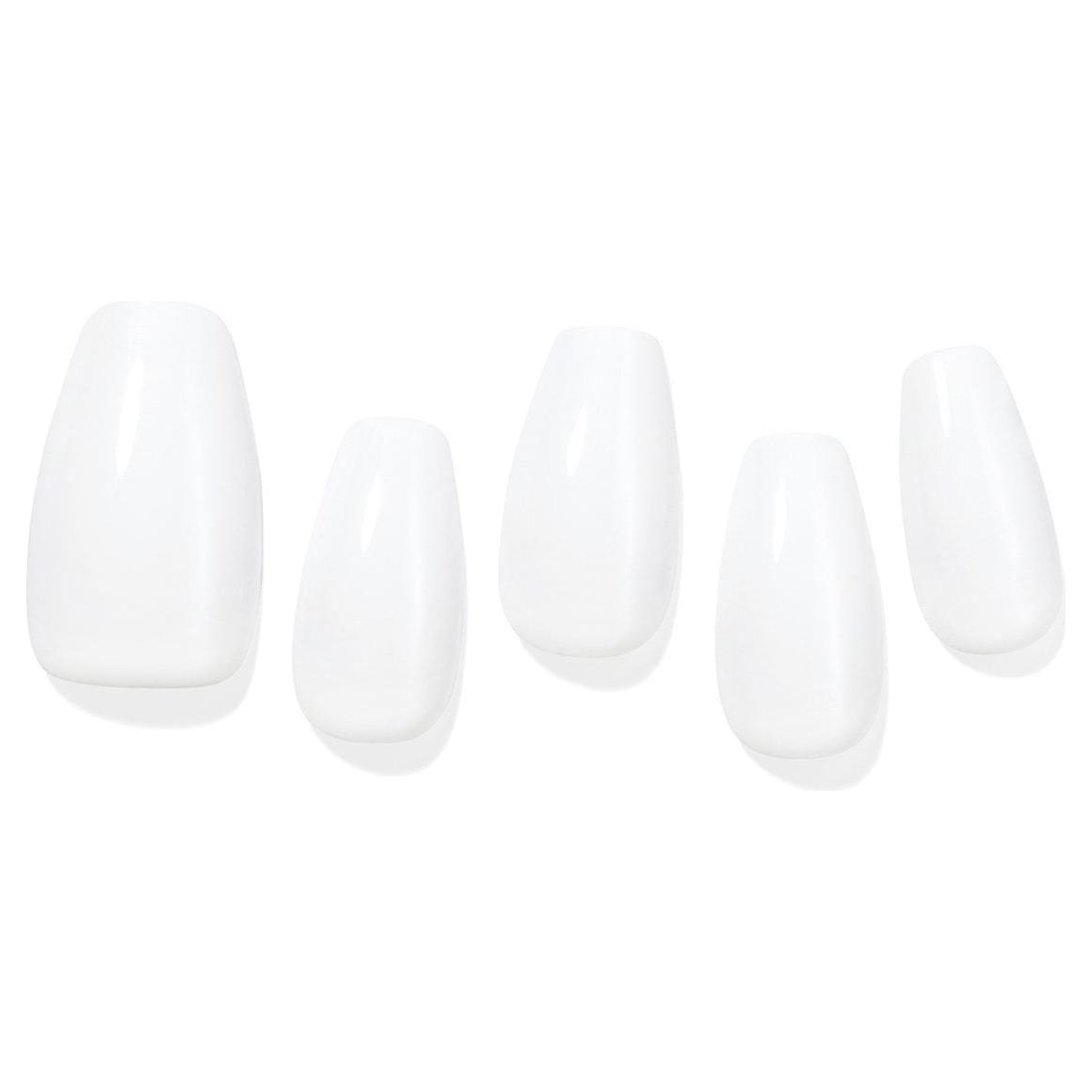 DASHING DIVA Magic Press | Titanium Chic White 30 Tips | Instant Press-On Gel Nails with Glossy Chrome Accents DASHING DIVA