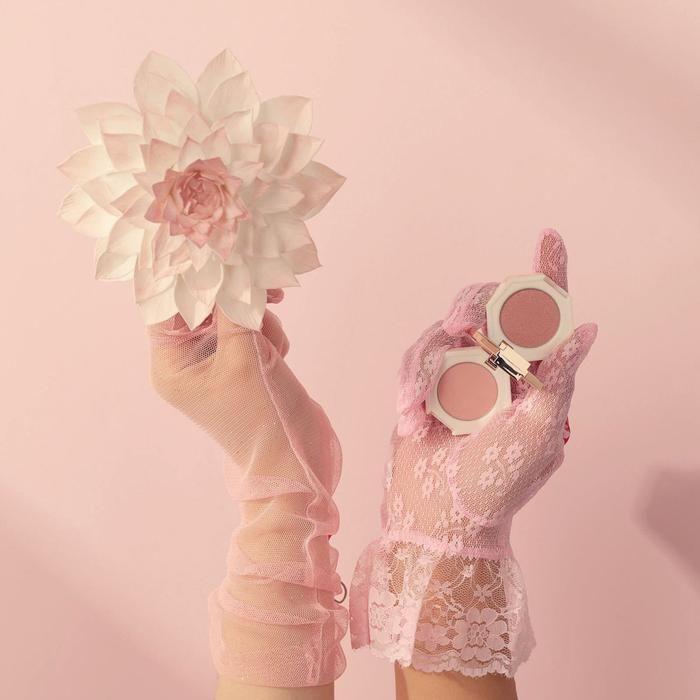 DEAR DAHLIA Paradise Dual Palette Blusher Duo #04 Blossom Palace 4g | Radiant Two-Tone Blush with Skin-Loving Botanicals for a Natural, Buildable Flush