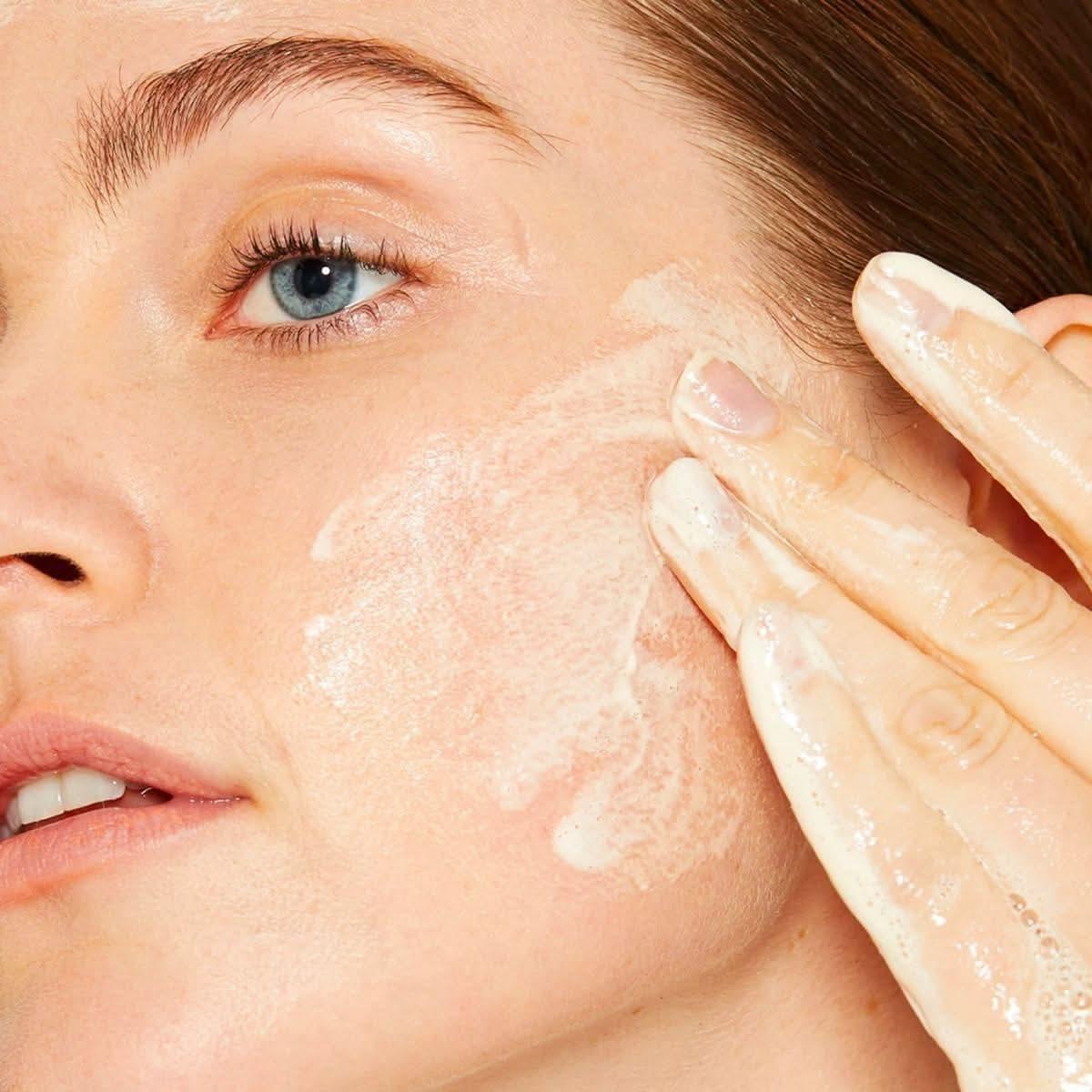 Dermalogica Daily Milkfoliant 74g The Gentle Daily Exfoliator That Polishes & Soothes!