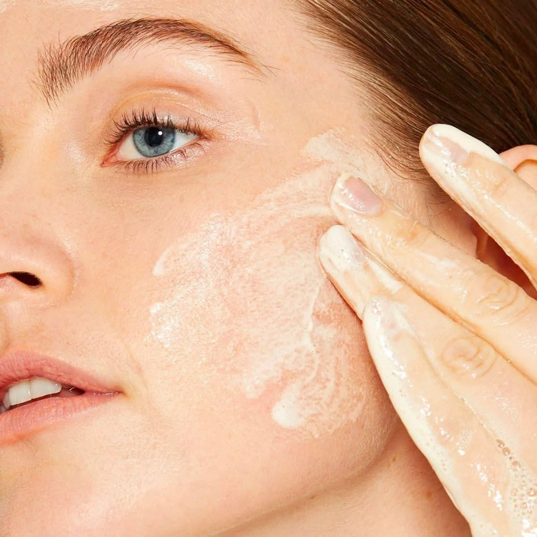 Dermalogica Daily Milkfoliant 74g The Gentle Daily Exfoliator That Polishes & Soothes!