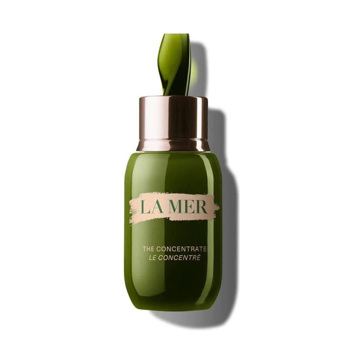 LA MER The Concentrate 50ml | Soothes Redness, Strengthens Barrier, Ideal for Sensitive Skin The Ultimate Recovery Elixir: Calm, Fortify & Restore Your Skin’s Radiance.