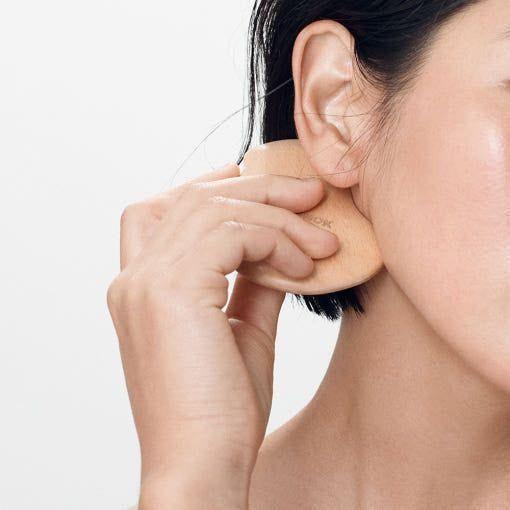 SENNOK BBIYAKI Guasha Beechwood Chick-Shaped Facial & Body Massager